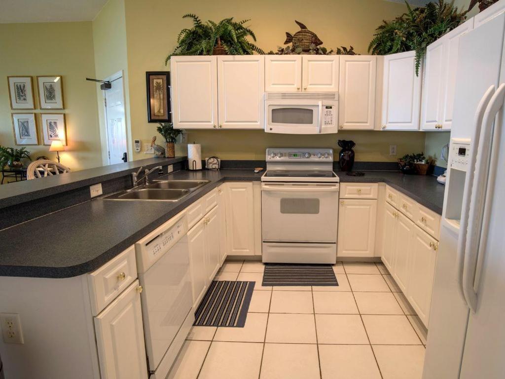 Gulf Retreat 2: Magnificent Water Views, Steps To Beach, None Cleaner, None Nicer! Clearwater Beach Extérieur photo