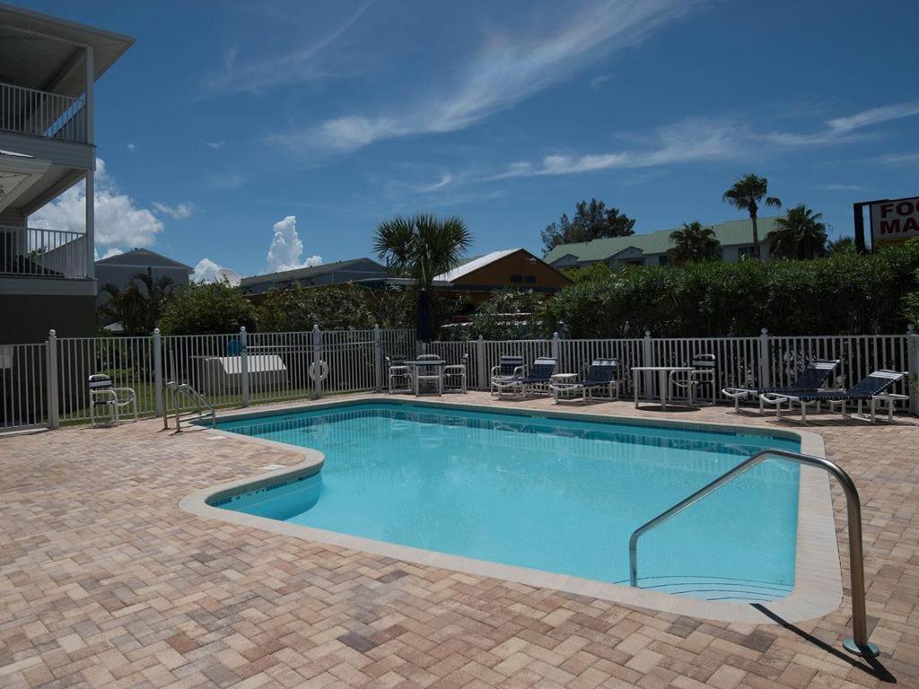 Gulf Retreat 2: Magnificent Water Views, Steps To Beach, None Cleaner, None Nicer! Clearwater Beach Extérieur photo